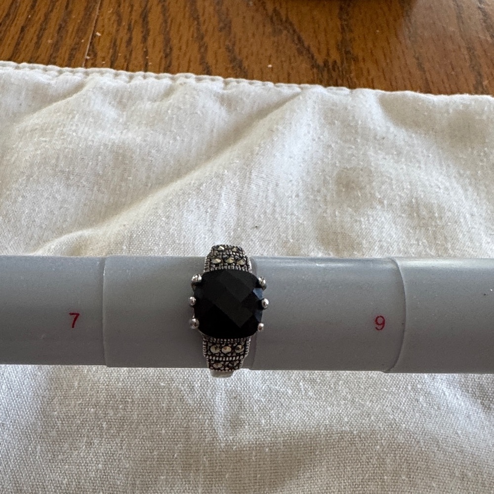 Premier Designs Dark Red Faceted Stone Ring